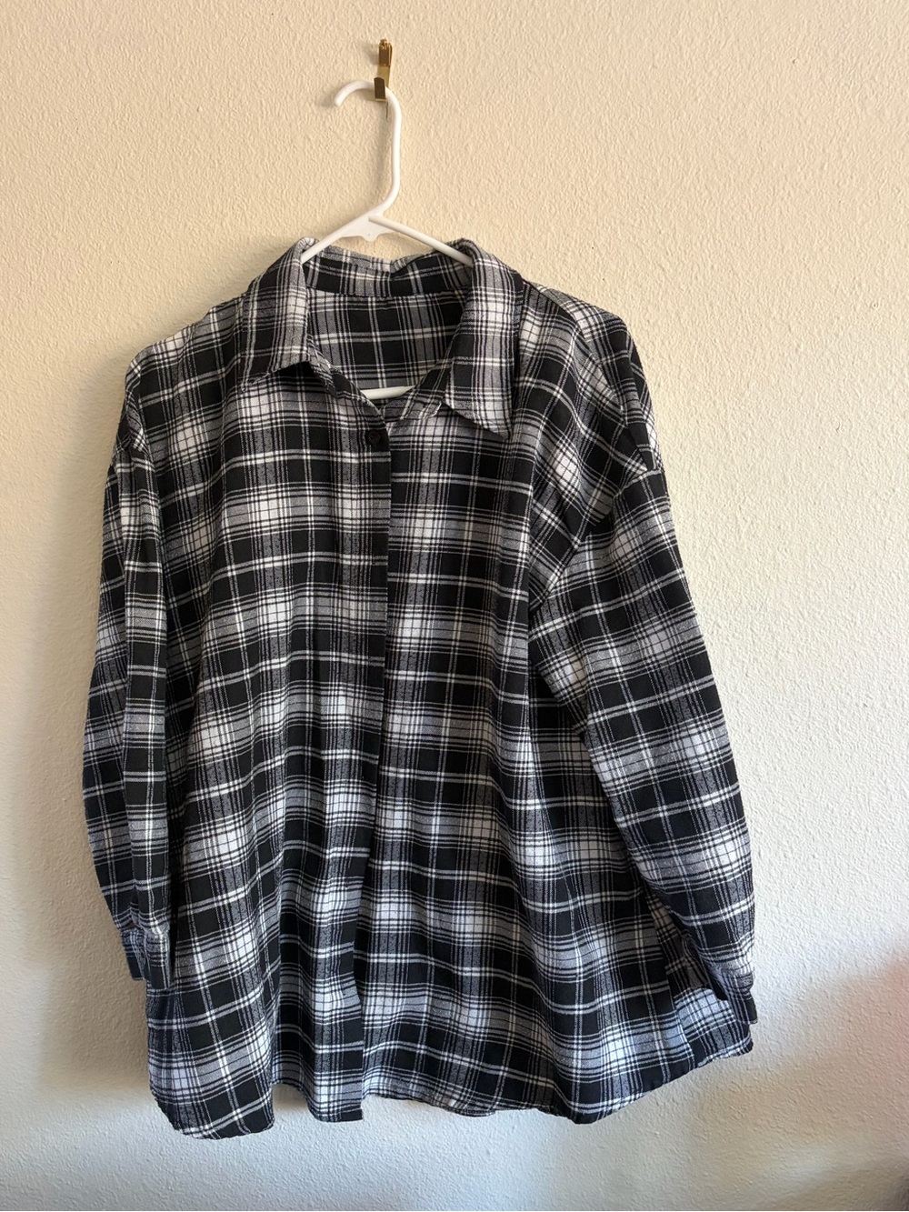 SHEIN Black and White Plaid Button-Down Shirt